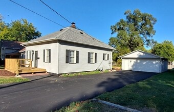 Building Photo - 122 Portland Ave