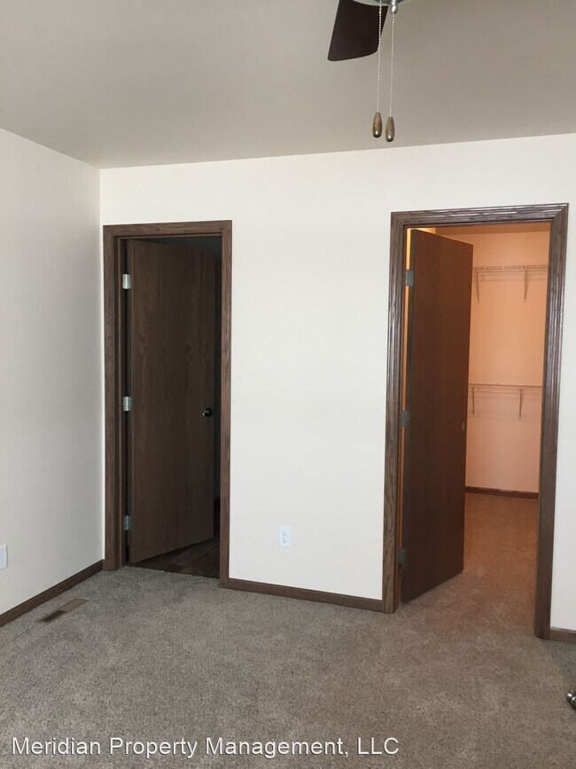 Building Photo - 3 br, 3 bath House - 3402 47th Ave s