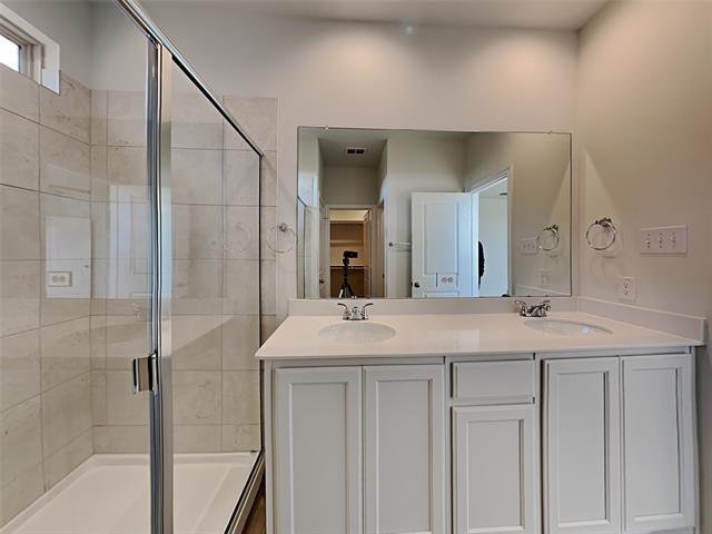 Building Photo - 1629 Briar Hunt Dr