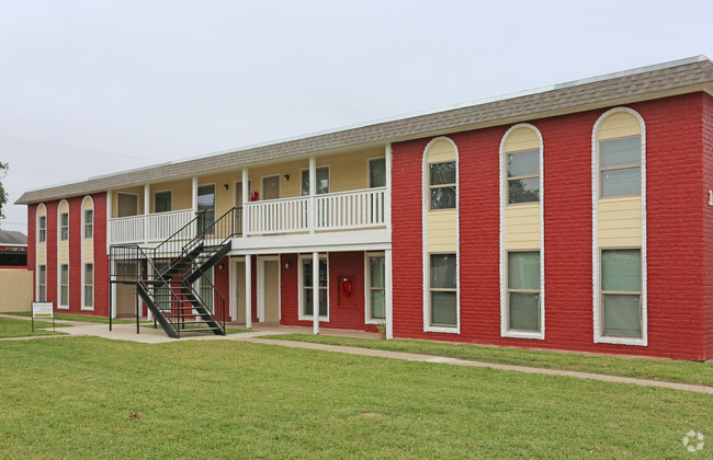 Building Photo - Sunshine Village Apartments