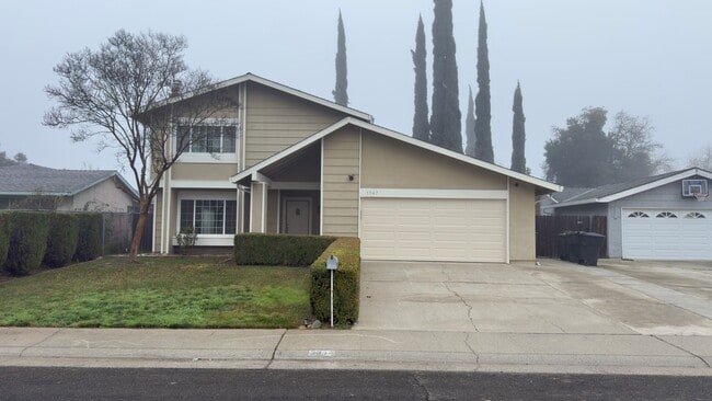 Foto del edificio - 4 Bedroom | 2.5 Bathroom | Single Family Home in Rosemont Available Now