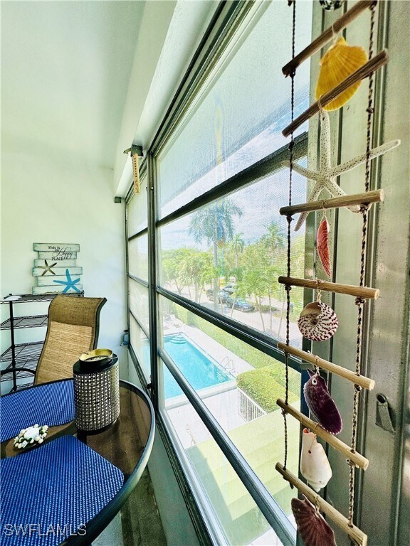 Foto del edificio - 72 7th St S