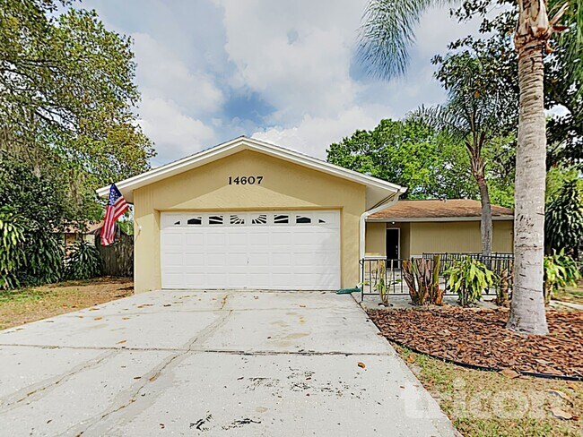 Foto del edificio - 14607 Knoll Ridge Dr