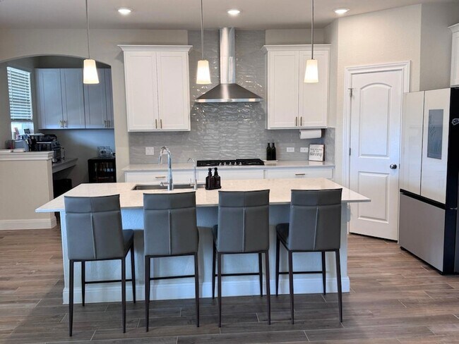 Foto del edificio - 266 Sugar Cane Rd