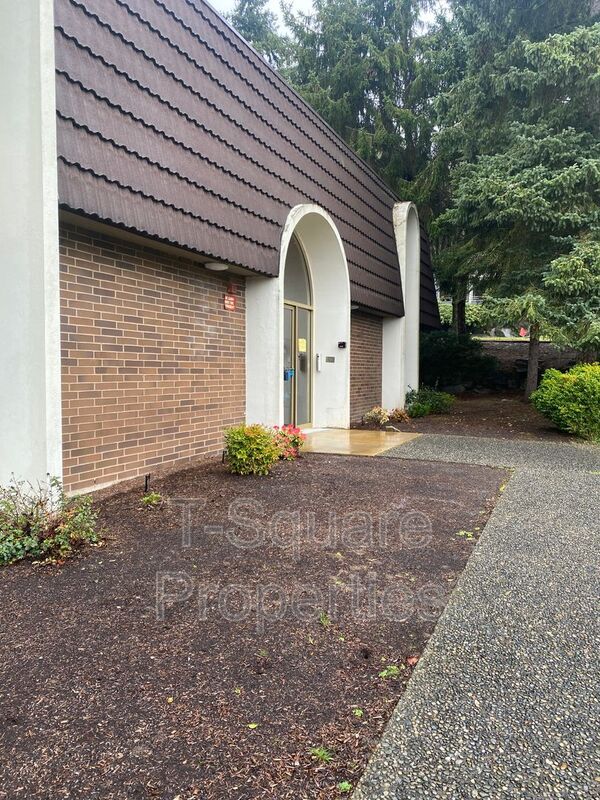 Foto del edificio - 11208 NE 68th St