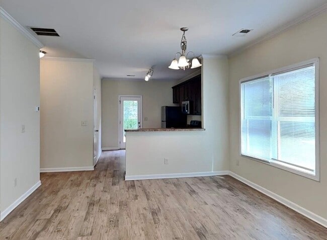 Foto del edificio - 9120 Brookbend Dr