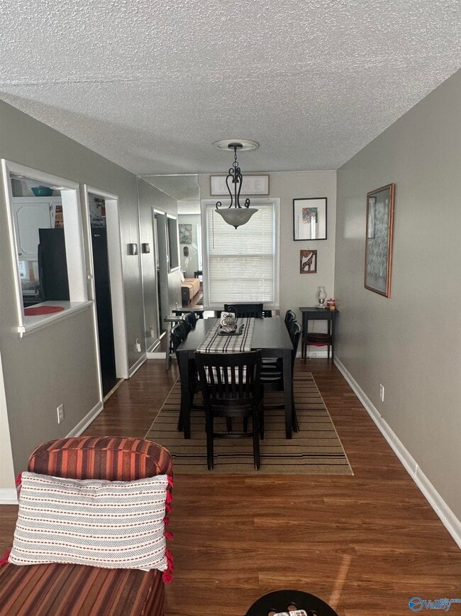 Foto del edificio - 3813 NW Millbrae Dr