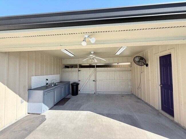 Building Photo - House For Rent with Pool