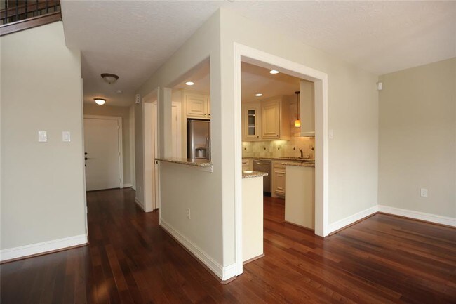Foto del edificio - 22 Townhouse Ct