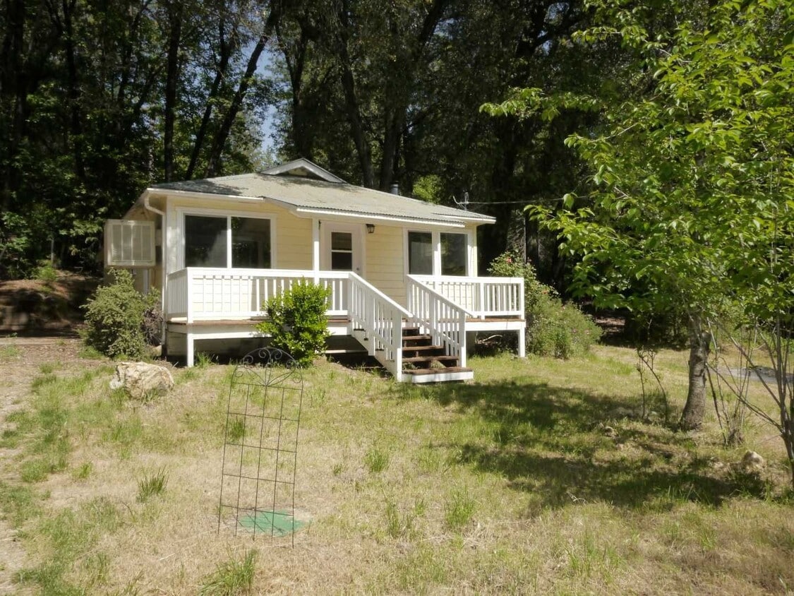 Primary Photo - 16100 State Rte 26