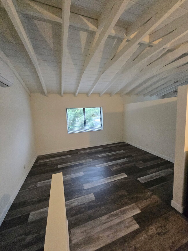 Foto del edificio - 602 SW 5th Ave