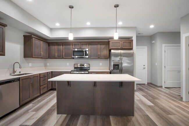 Foto del edificio - 1719/1721 N Manifold Ln