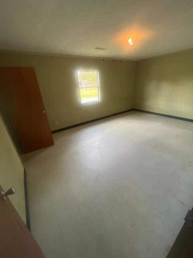 Foto del edificio - 370 E Gordon Ave