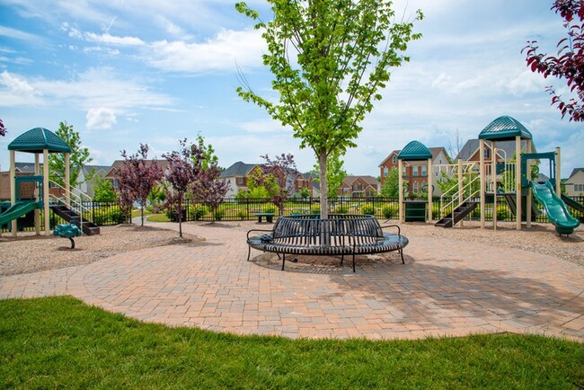 Foto del edificio - 23540 Hopewell Manor Terrace