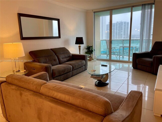 Building Photo - 19390 Collins Ave