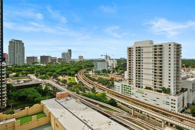 Foto del edificio - 79 SW 12th St