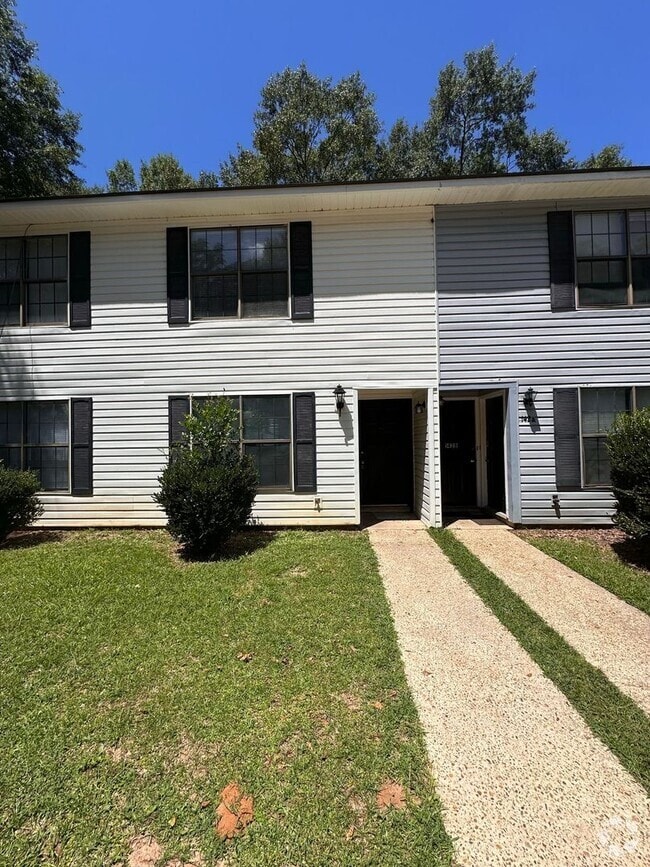 Building Photo - 144 Gunter Ln