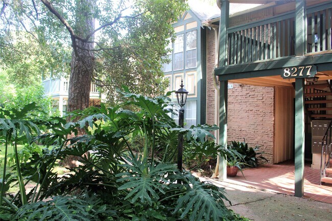 Foto del edificio - 8277 Kingsbrook Rd