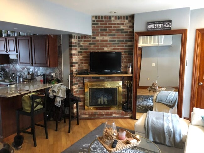 Building Photo - 37 Sheafe St