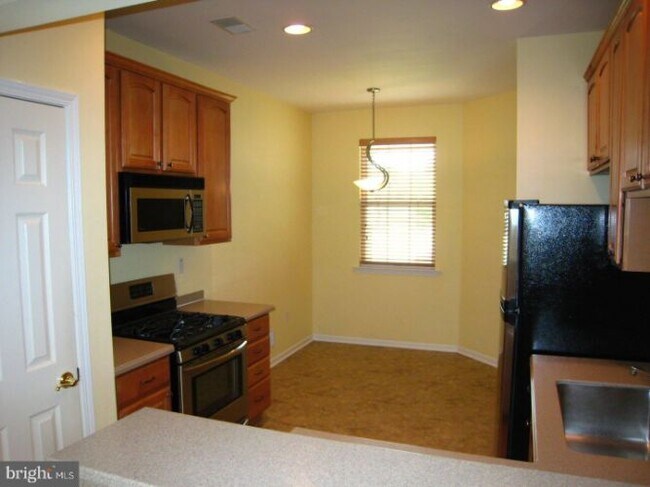 Foto del edificio - 14 Scarlet Oak Dr