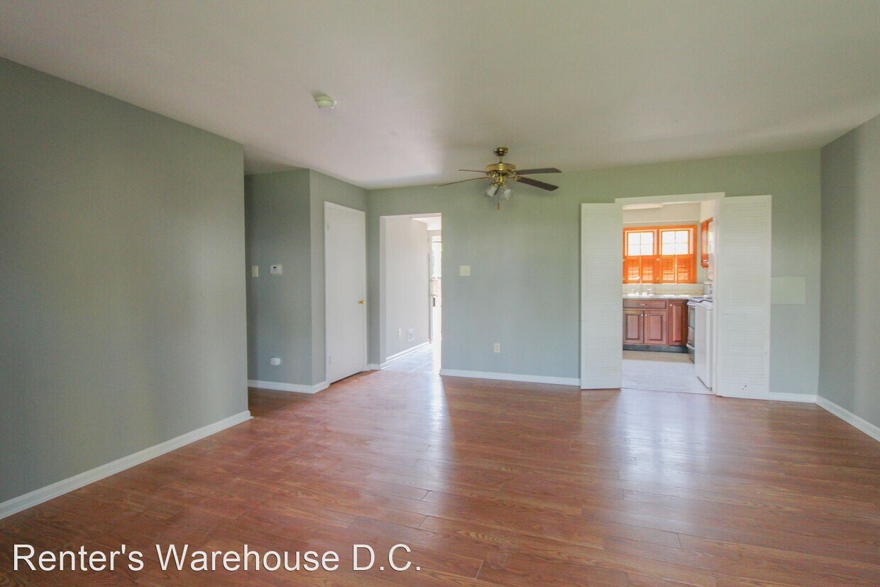 Primary Photo - 2 br, 1 bath House - 6160 Strasburg Drive ...