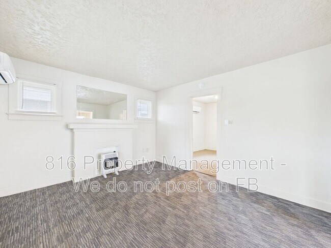 Foto del edificio - 4028 E 68th Terrace