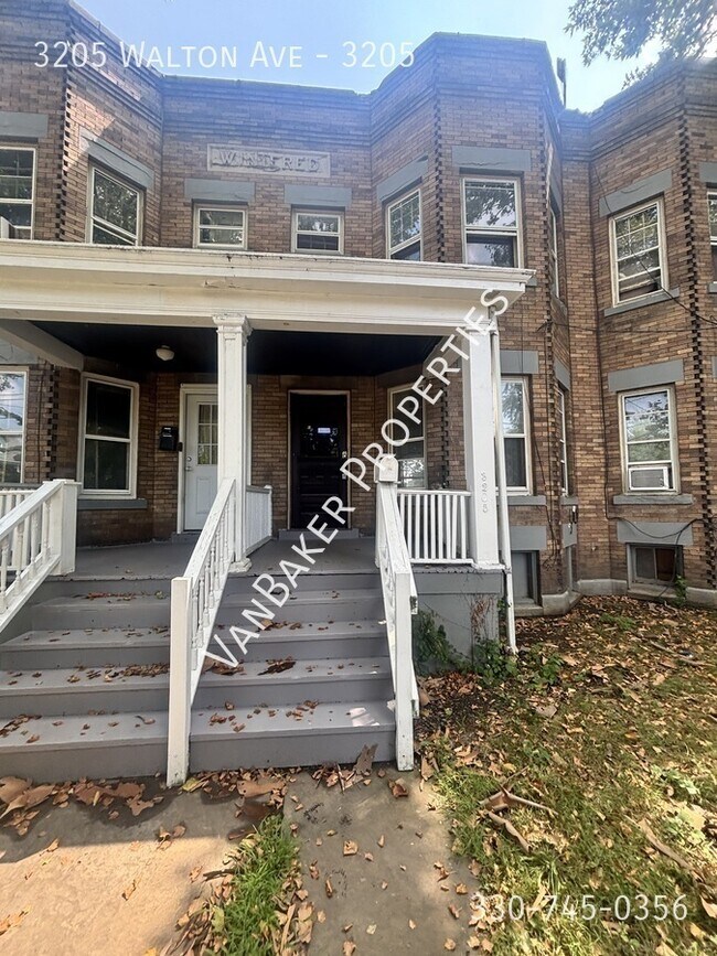 Building Photo - 3205 Walton Ave