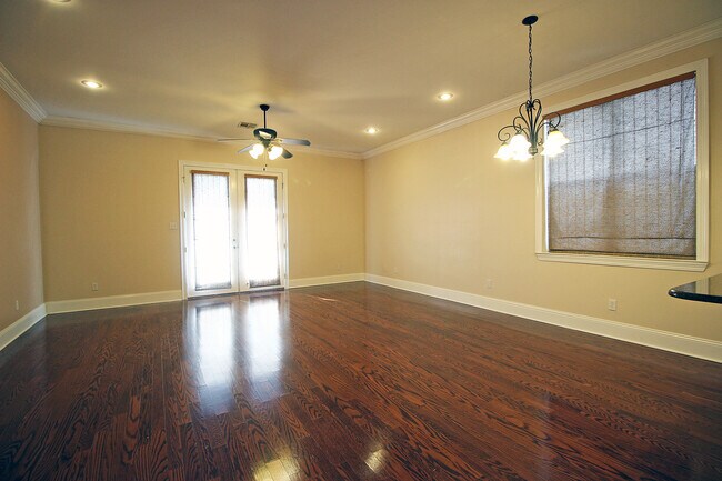 Living Rm/Dining Rm - 4418 King St