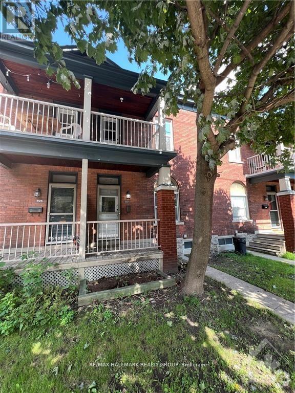 Building Photo - 377 Lyon St. N