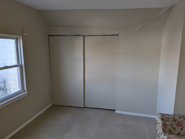 Foto del edificio - 136 Duffy Ave