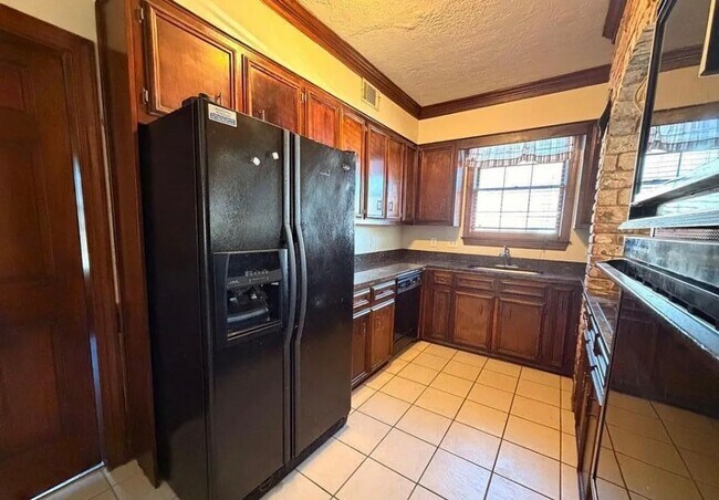 Foto del edificio - Spacious 4BR Home in Sought-After Springlakes – Balcony, Patio & Amenities!