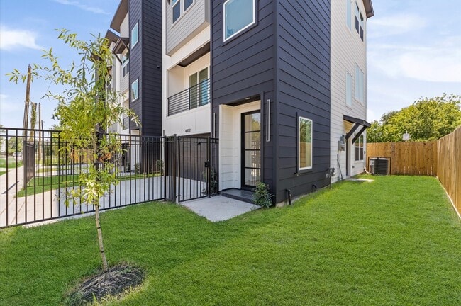 Building Photo - 4104 Alice St