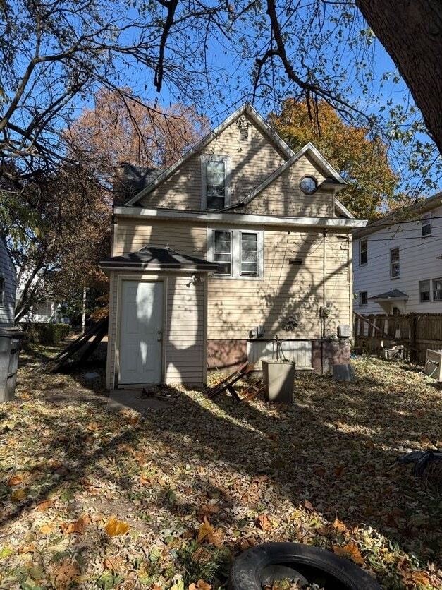 Foto del edificio - 989 W Packard St