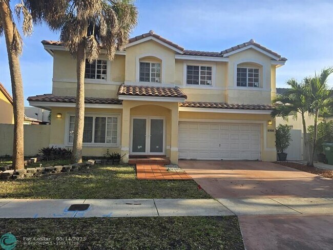 Foto del edificio - 8908 NW 187th St