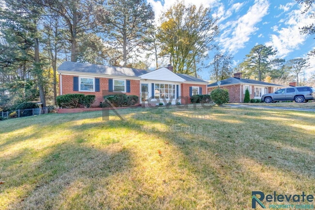 Building Photo - 7507 Comet Rd