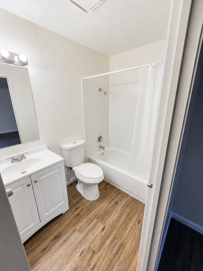 Foto del edificio - 4581 Macher Way