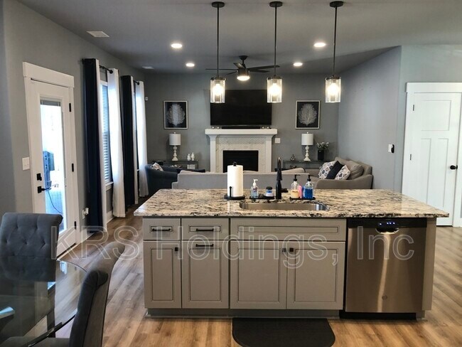 Foto del edificio - 1312 auburn hill Dr