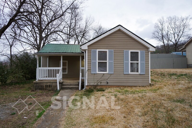 Primary Photo - 8432 Lawley Ave