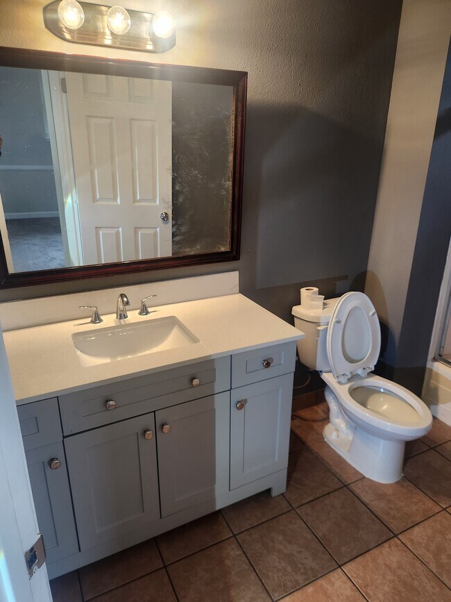 Foto del edificio - 2036 Milky Way