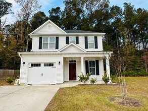 Building Photo - 1301 Putnam Dr