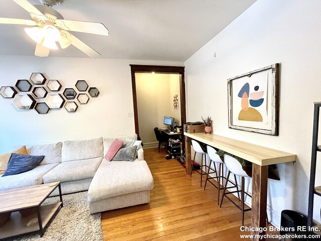 Foto del edificio - 4210 N Clark St