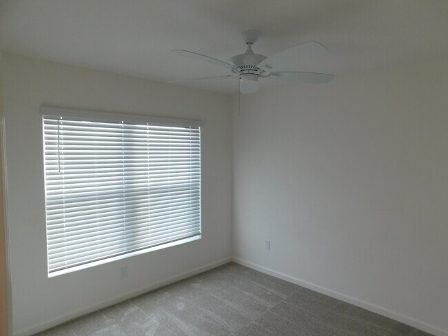 Foto del edificio - 1622 Rowell St
