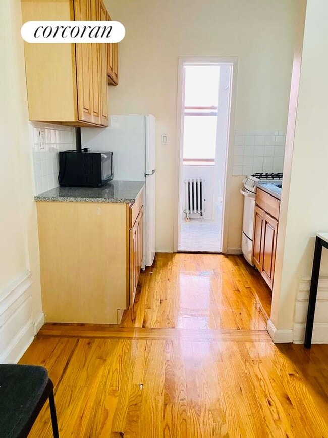 Building Photo - 529 W 150th St