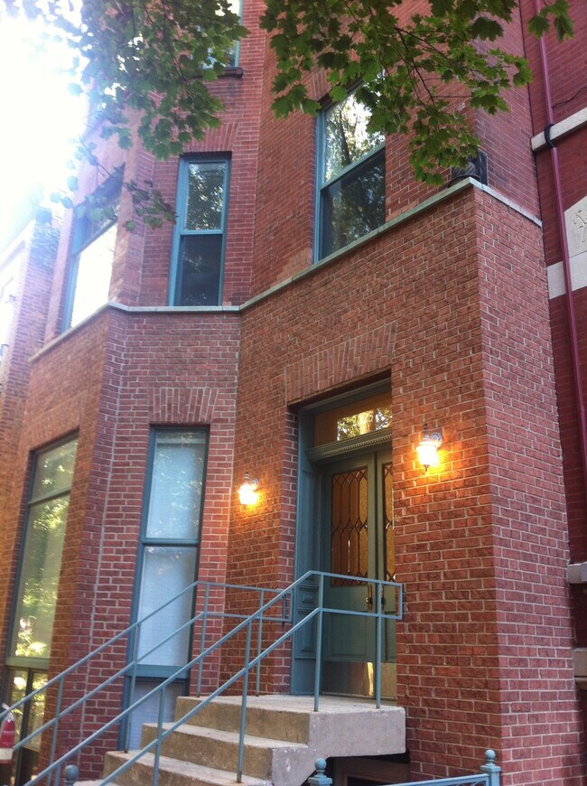 Foto del edificio - 2025 N Cleveland Ave