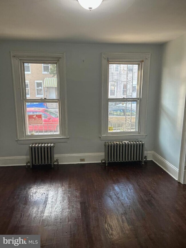 Foto del edificio - 417 Elmer St