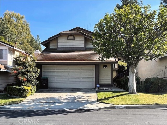 Foto principal - 2729 Fairlane Pl