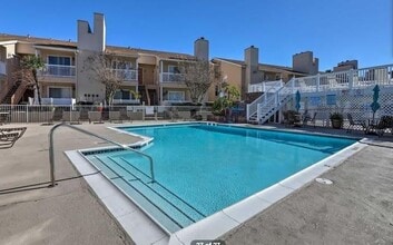 Building Photo - 3506 Cove View Blvd