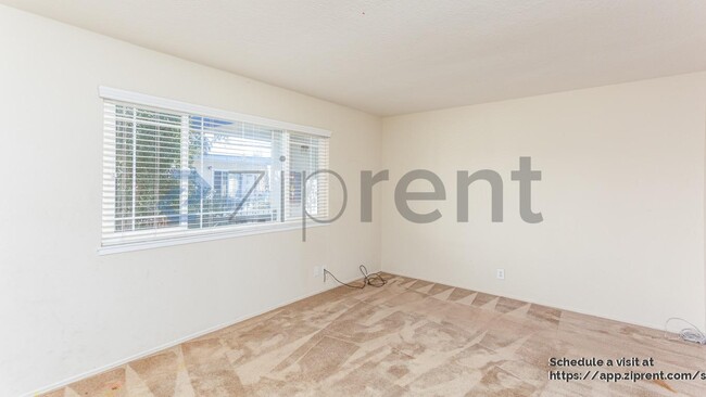 Building Photo - 3691 Cape Cod Ct