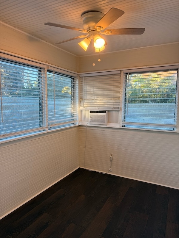 Foto del edificio - 1859 29th Ave N