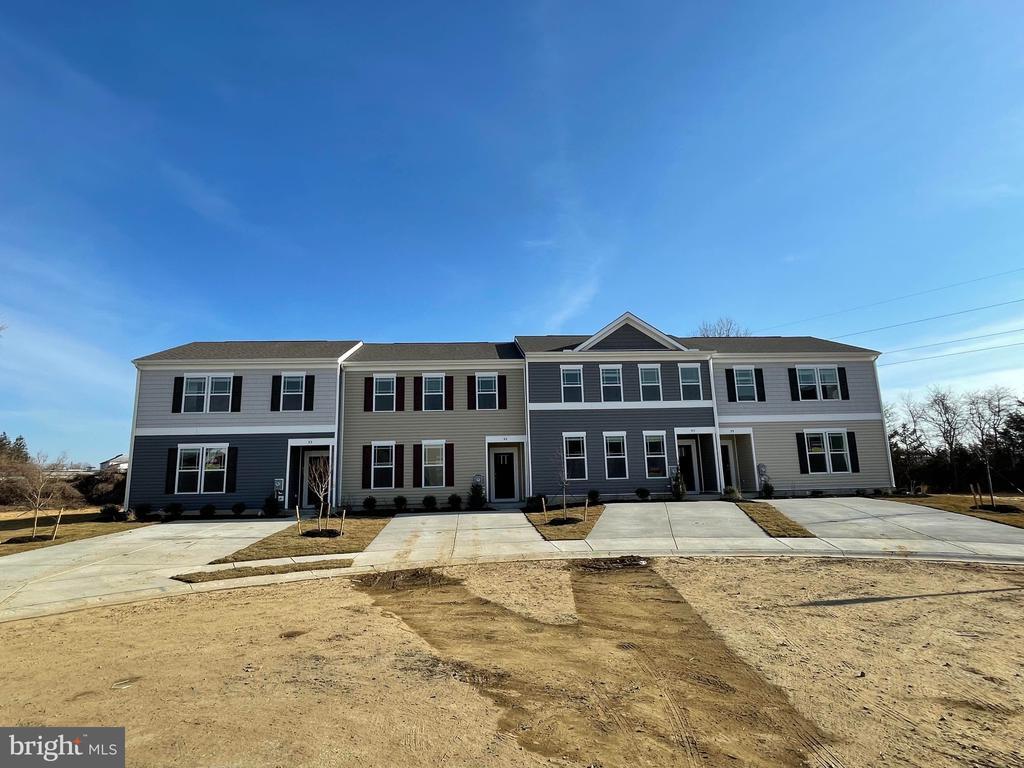 Primary Photo - 95 Filbert Dr